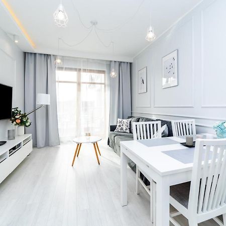 Bright - Neptun Park By Oneapartments Gdansk Luaran gambar
